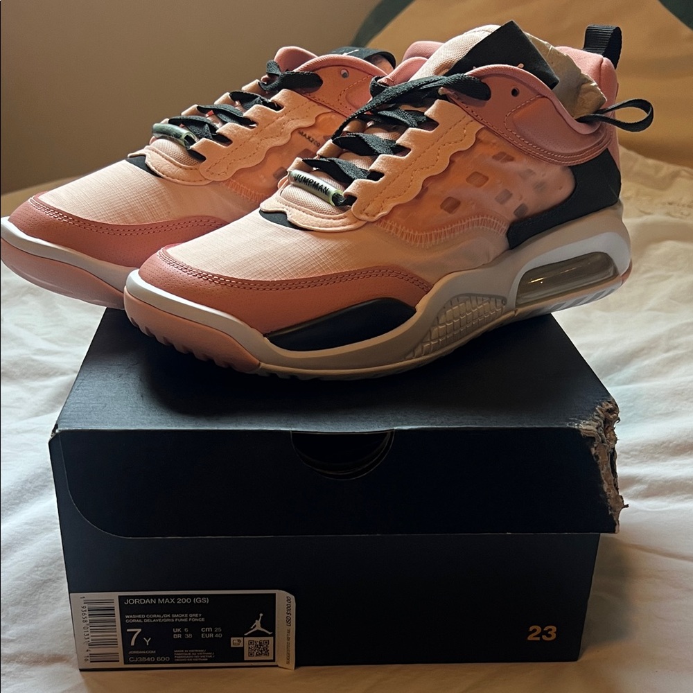 Nike Jordan Max 200 Women's Sneakers - Pink and Black
